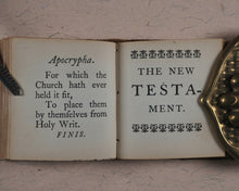 Load image into Gallery viewer, Thumb Bible. Verbum Sempiternum. Longman and co. London. 1850.