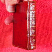 Load image into Gallery viewer, Les Amours de Psyché et de Cupidon, avec le poème d'Adonis, par La Fontaine. >>MINIATURE BOOK FROM EARLIEST TRAVELLING LIBRARY<< La Fontaine, Jean de Publication Date: 1801 CONDITION: VERY GOOD