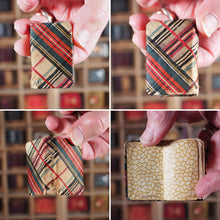 Load image into Gallery viewer, Cottar&#39;s Saturday Night and other poems. &gt;&gt;MINIATURE BRYCE BOOK&lt;&lt; Burns, Robert. Publication Date: 1907 CONDITION: GOOD
