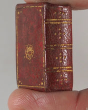 Load image into Gallery viewer, New Testament of the Lord and Saviour Jesus Christ. No publisher. No place. 1910. &gt;&gt;MICROBIBLE BINDING ATTRIBUTED TO &#39;CHALLENGER&#39;&lt;
