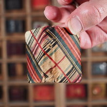 Load image into Gallery viewer, Cottar&#39;s Saturday Night and other poems. &gt;&gt;MINIATURE BRYCE BOOK&lt;&lt; Burns, Robert. Publication Date: 1907 CONDITION: GOOD
