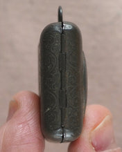 Load image into Gallery viewer, Crowther, Alice. Golden Thoughts from great authors. Bryce, David &amp; Son. Glasgow. Circa 1900.
