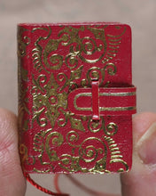 Load image into Gallery viewer, Koran or Qu&#39;ran. Steinbrener, Hans. Vimperk, or Winterberg, Czech Republic. Circa 1995.
