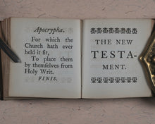 Load image into Gallery viewer, Thumb Bible. Verbum Sempiternum. Longman and co. London. 1851.
