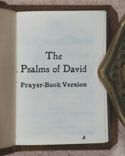 Load image into Gallery viewer, Old Testament. David. Psalms of David : prayer-book version. Frowde, Henry. Oxford University Press. London. [1906].
