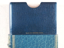 Load image into Gallery viewer, Petit Théâtre de L&#39;Univers, Le. étrennes naturelles, précieuses instructives et amusantes pour l&#39;Année 1782. Langlois. Rue du Petit- Pont, près la rue S. Severin. Paris. [1781].
