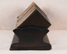 Load image into Gallery viewer, Shakespeare, William. Selection of Plays. W.P. Nimmo, Hay and Mitchell, Southwark Street. S.W. Partridge and Co. Old Bailey. Samppson, Low, Marston and Co. Ltd. Anthony Traherne &amp; Co. Ltd. Adelphi. [London]. 1905-45.
