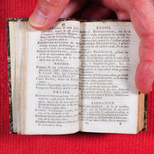 Load image into Gallery viewer, Le Desire des Francais, Etrennes Militaires et Historiques [MINIATURE FRENCH ALMANAC] Janet, C.P.L. [Compiler]. Publication Date: 1841 CONDITION: VERY GOOD
