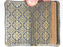 Load image into Gallery viewer, PETIT PAROÏSSIEN ROMAIN Contenant les Offices des Dimanches et des Pricipales Fêtes les Messes de Mariage et d'Enterrement. Barbou, Marc. Limoges. Circa 1881.
