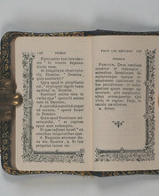 Load image into Gallery viewer, PETIT PAROÏSSIEN ROMAIN Contenant les Offices des Dimanches et des Pricipales Fêtes les Messes de Mariage et d'Enterrement. Barbou, Marc. Limoges. Circa 1881.
