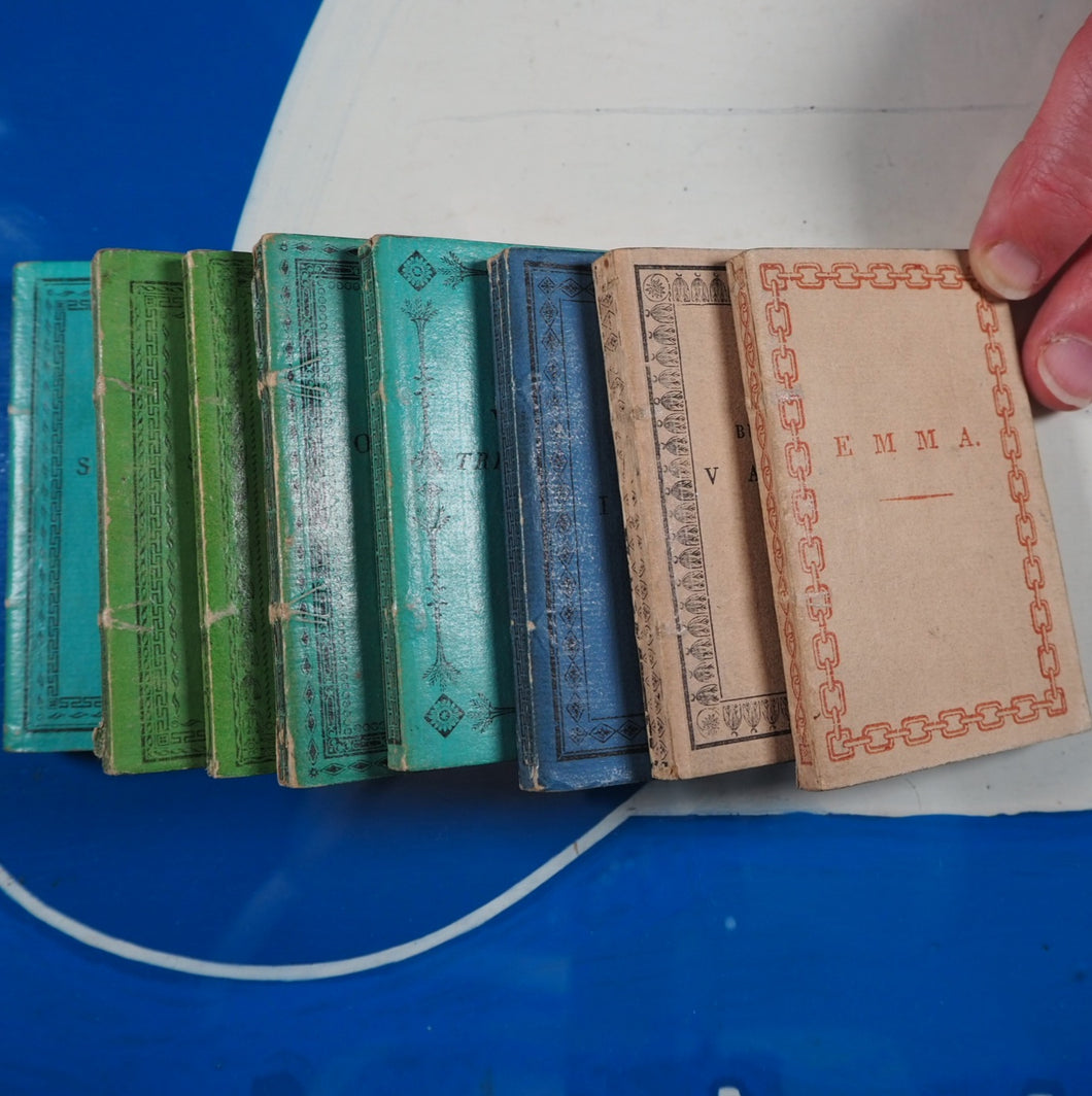 Miniature library of classical literature. Kaspar van Baerle, George Buchanan, Jacob Cats, Joannes Nicolai Secundus, John Owen, Helius Eobanus Hessus, & Marco Girolamo Vida. Publication Date: 1820 CONDITION: VERY GOOD