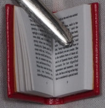 Load image into Gallery viewer, Anderson, Hans Christian. Ugly Duckling. ISBN 10: 0906005329 / ISBN 13: 9780906005323 Published by Gleniffer Press, Wigtown, 1997. Used Condition: As New. Hardcover. &gt;&gt;MINIATURE BOOK&lt;&lt;
