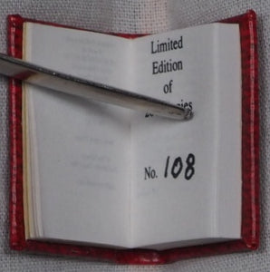 Andersen, Hans Christian. Thumbykin. 108 of 200 copies. Published by Paisley, Scotland: Gleniffer Press. 1994 Condition: Good Hardcover. >>MINIATURE BOOK<<