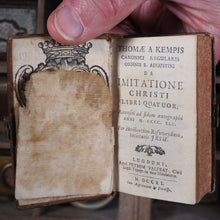Load image into Gallery viewer, Imitation of Christ. Thomae a Kempis canonici regularis ordinis S.Augustini De Imitatione Christi Libri Quatuor recensiti ad finem autographi anni 1441. THOMAS A KEMPIS Publication Date: 1740 CONDITION: VERY GOOD [MINIATURE BOOK-Imitation of Christ]
