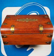 Load image into Gallery viewer, Handy Volume Shakespeare. Shakespeare, William. Publication Date: 1890 Condition: Very Good
