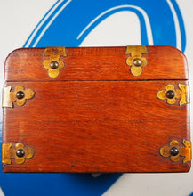 Load image into Gallery viewer, Handy Volume Shakespeare. Shakespeare, William. Publication Date: 1890 Condition: Very Good
