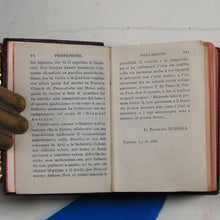 Load image into Gallery viewer, La divina commedia di Dante Alighieri. &gt;&gt;MINIATURE BOOK -LITERARY CLASSIC FINELY BOUND&lt;&lt; Dante Alighieri. Publication Date: 1898 Condition: Very Good
