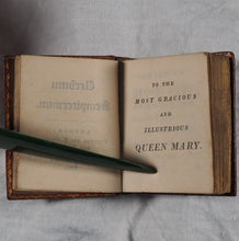 Load image into Gallery viewer, Thumb Bible. Verbum Sempiternum.&gt;&gt;RARE MINIATURE EDITION&lt;&lt; Publication Date: 1818 Condition: Very Good. &gt;&gt;MINIATURE BOOK&lt;&lt;
