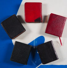 Load image into Gallery viewer, Goldsmith, Oliver. Vicar of Wakefield &gt;&gt;MINIATURE BOOK&lt;&lt; Publication Date: 1900 Condition: Very Good. Binding Variant C. blue. &gt;&gt;MINIATURE BOOK&lt;&lt;
