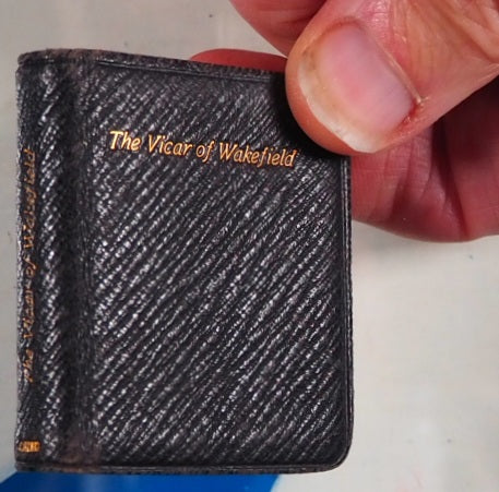 Goldsmith, Oliver. Vicar of Wakefield >>MINIATURE BOOK<<  Publication Date: 1900 Condition: Very Good. Binding Variant A. >>MINIATURE BOOK<<