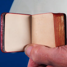 Load image into Gallery viewer, Goldsmith, Oliver. Vicar of Wakefield &gt;&gt;MINIATURE BOOK&lt;&lt; Publication Date: 1900 Condition: Very Good. Binding Variant B. &gt;&gt;MINIATURE BOOK&lt;&lt;

